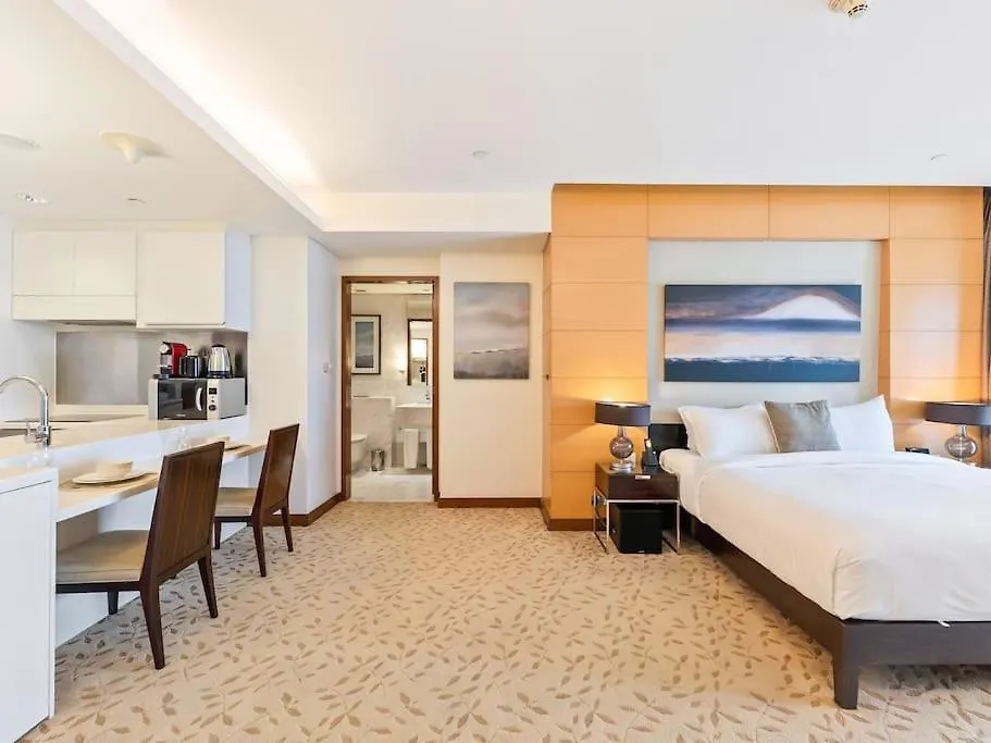 Snug Studio In Dubai Mall Steps From Burj Khalifa