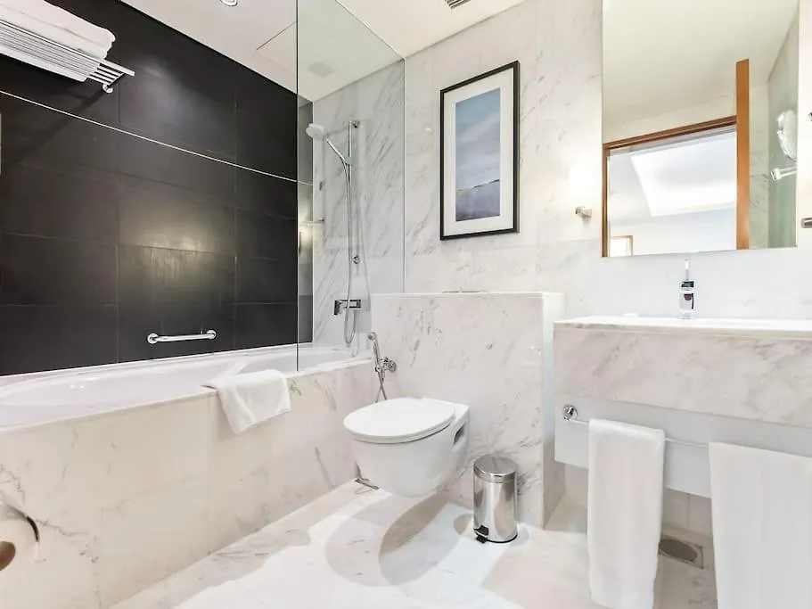 公寓 Snug Studio In Dubai Mall Steps From Burj Khalifa 阿拉伯联合酋长国